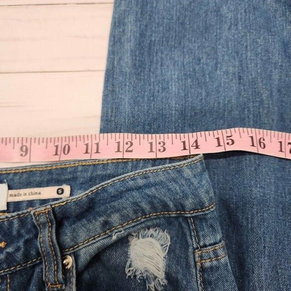 Denim Blvd Size 5 Juniors Distressed Straight‎ Womens Medium Wash Jeans - Picture 4 of 6